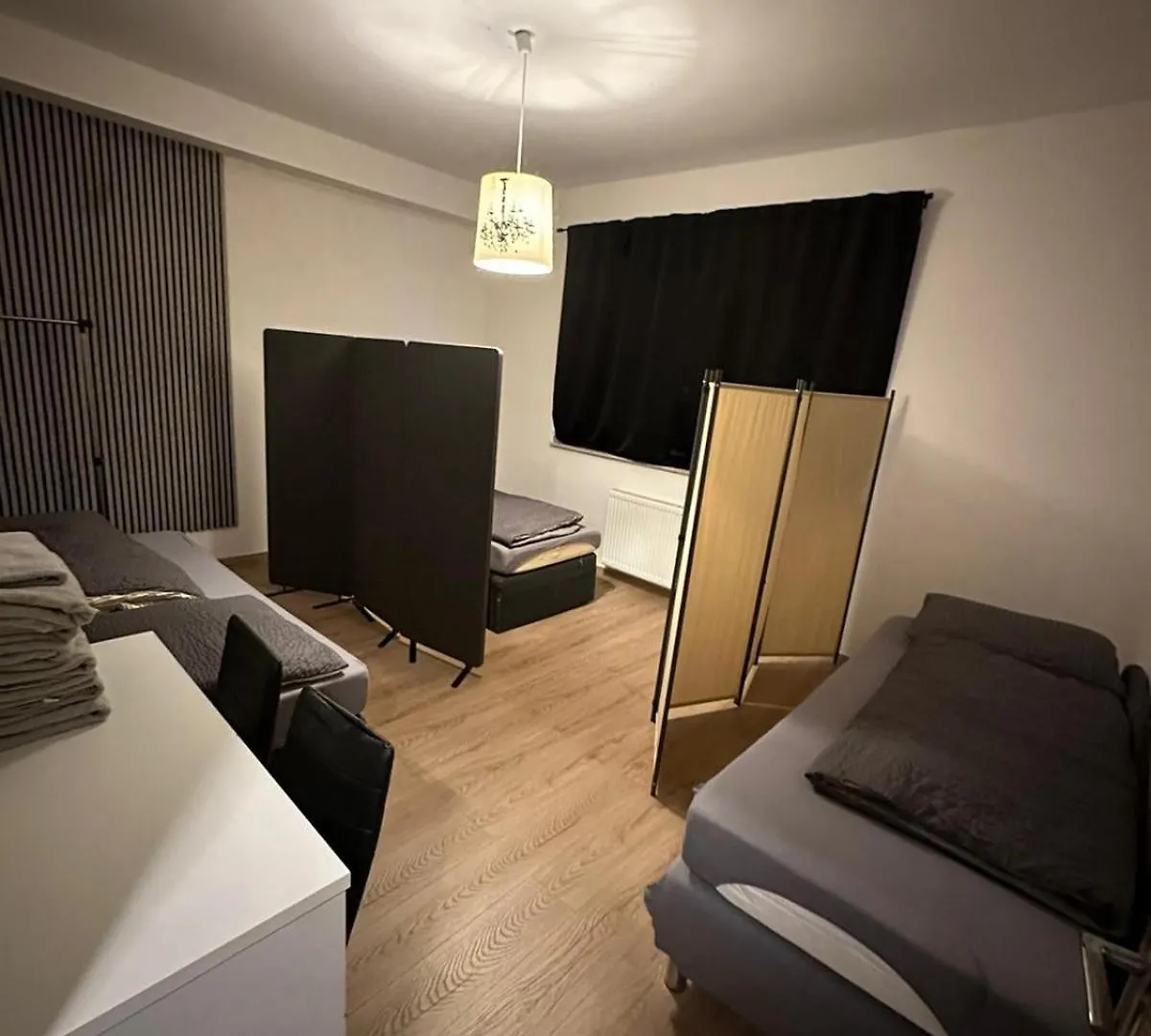 5 Betten Montuerwhonung Mit Waschmaschine Dusseldorf