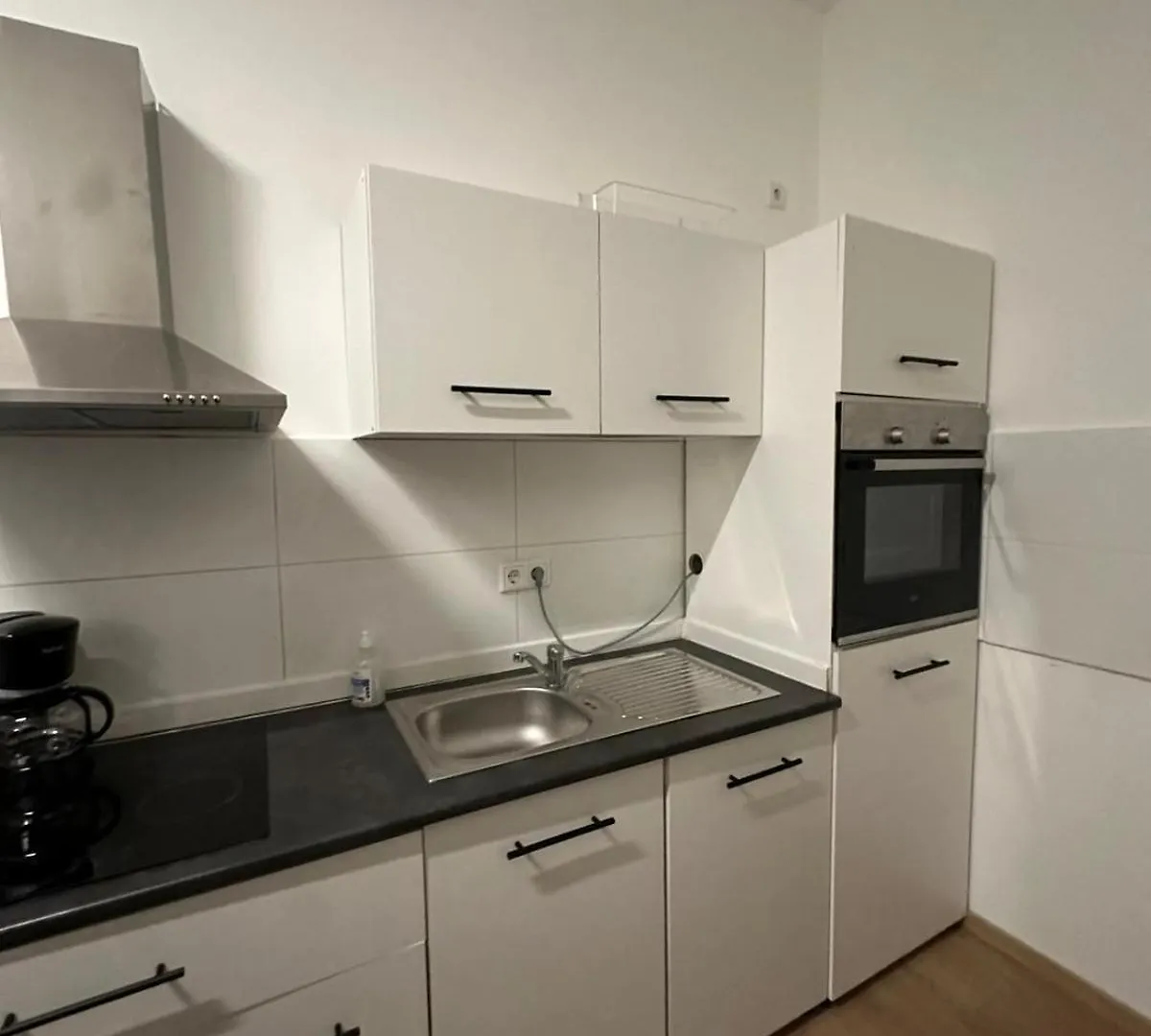 Apartman 5 Betten Montuerwhonung Mit Waschmaschine Düsseldorf