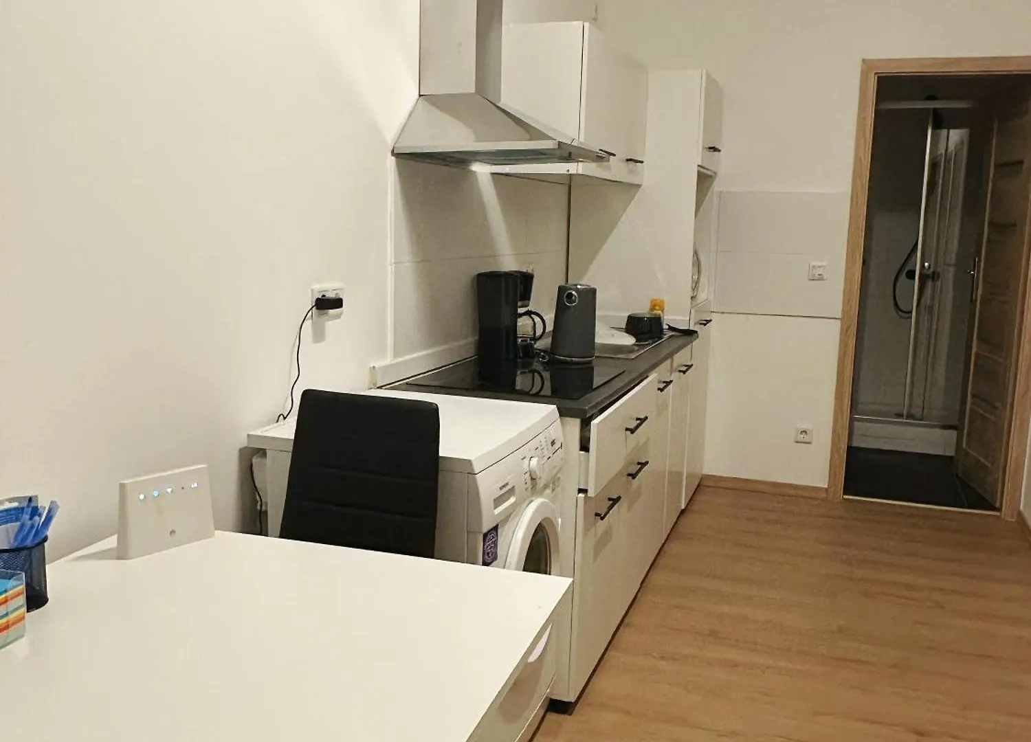 5 Betten Montuerwhonung Mit Waschmaschine Düsseldorf